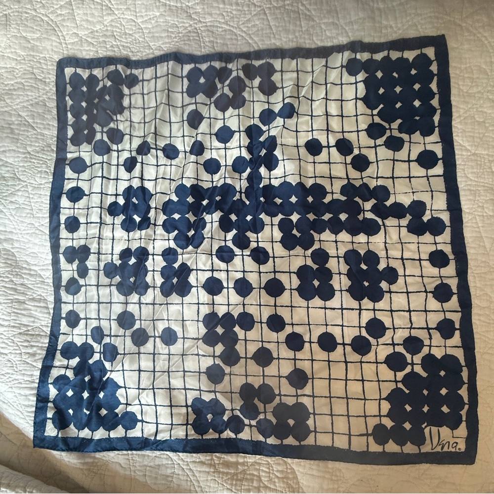 Usna Blue and White Patterned Scarf vintage in good used condition